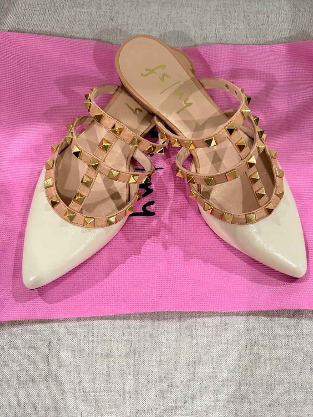 FS/NY Studded Pointed-Toe Mule in Cream
New in box/never worn.